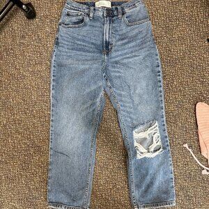 Abercrombie Ankle Straight Ultra High Rise Jeans 27/4 short